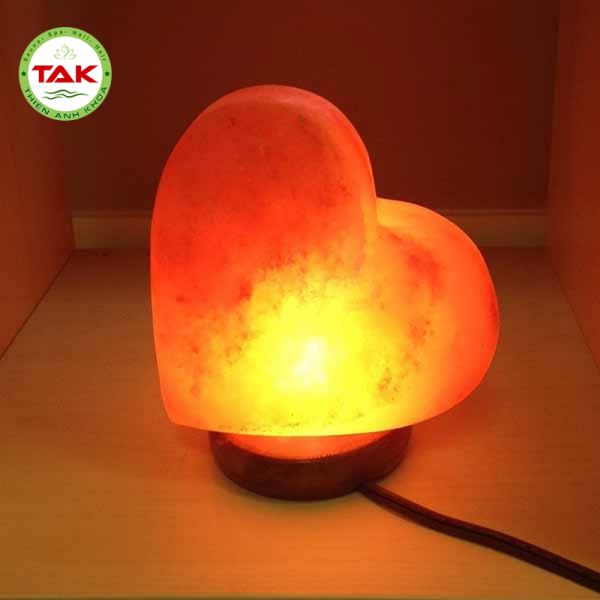 Đèn đá muối hình trái tim